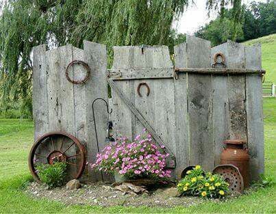 ountry yard and garden decorating ideas 14