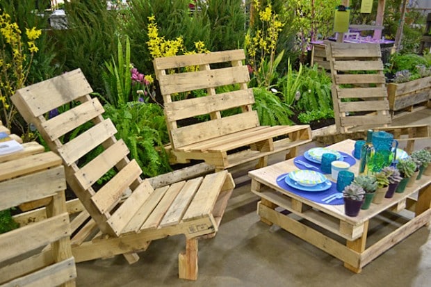 15+ Ingenious Outdoor DIY Pallet Projects