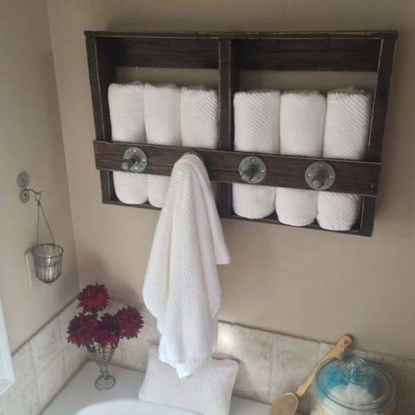 25+ Fantastic DIY Bathroom Pallet Projetcs