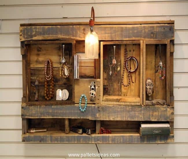 20+ Awesome Pallet Crafts For Your Interior