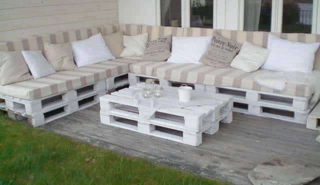 20+ Awesome Pallet Crafts For Your Interior