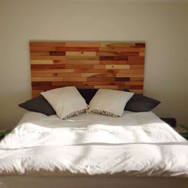 Pallet Headboard: Creative Ideas