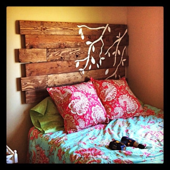 pallet headboard creative ideas 11