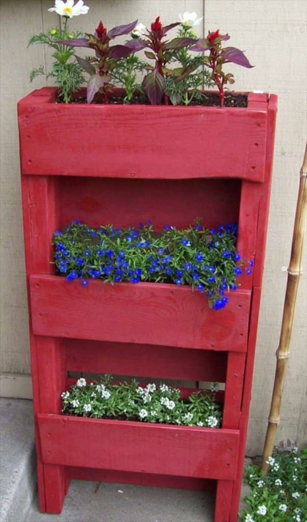 Awesome DIY Pallet Planters