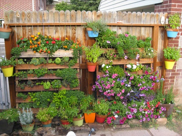 Awesome DIY Pallet Planters