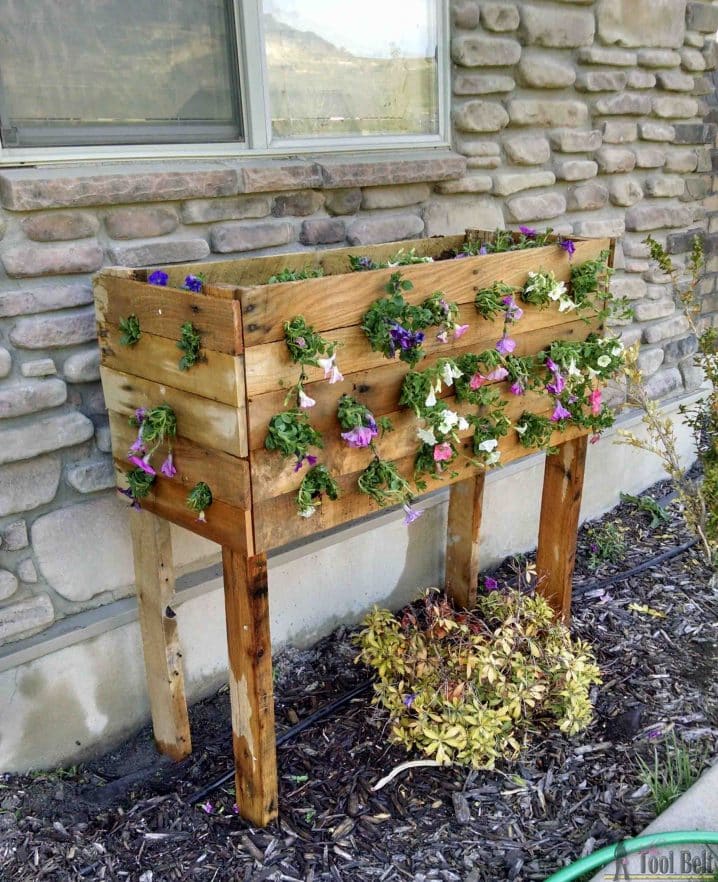 pallets-planters-16