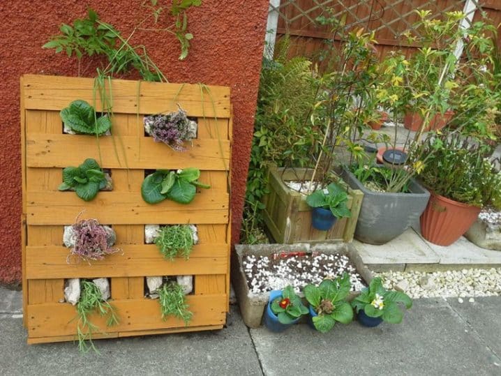 Awesome DIY Pallet Planters