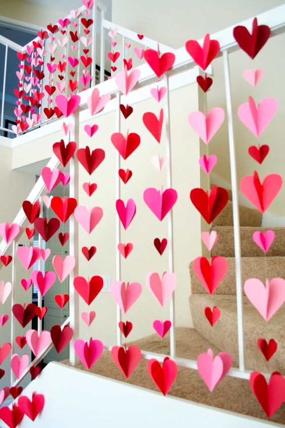 Paper Garland for Valentines Day: A Creative Twist to Express Love