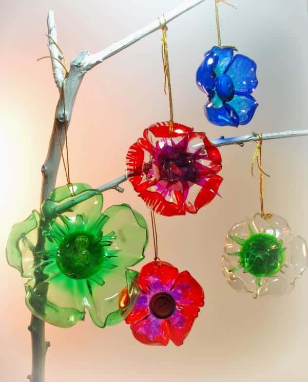 15+ Awesome DIY Plastic Bottles Crafts