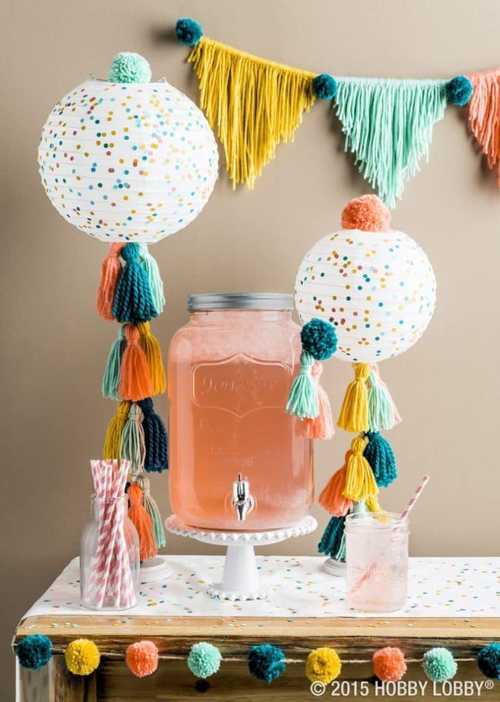 15+ Adorable Pom Pom Decor Ideas