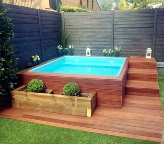 pool deck decorating ideas 1