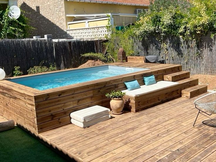 pool deck decorating ideas 9