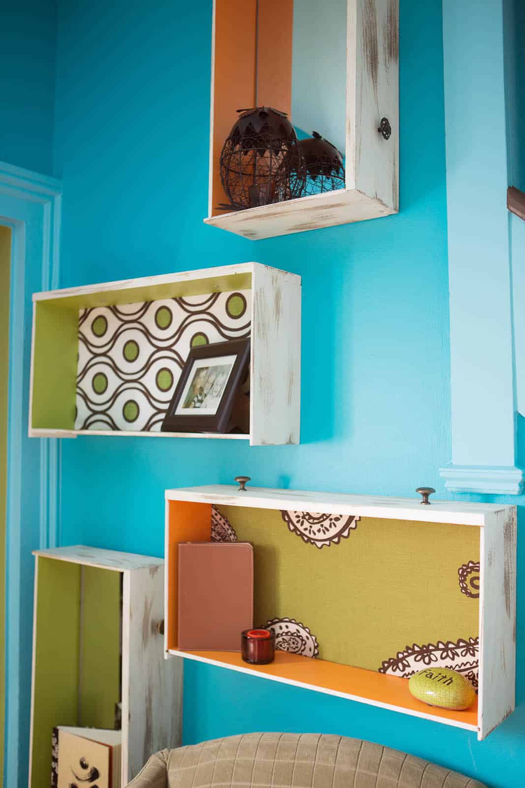 15+ Best Ideas to Reuse Old Drawers and Make Stunning Furniture