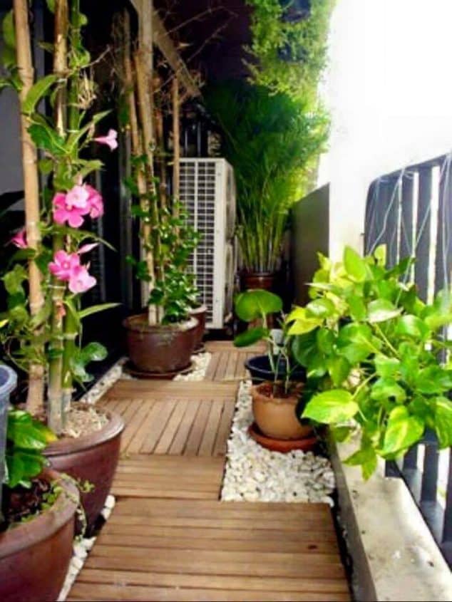 13+ Stunning Roof Top Balcony Garden Design