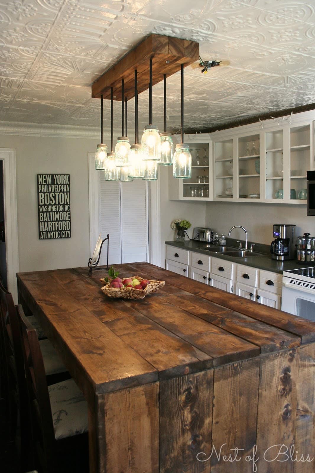 Charming Ideas For Decorating Rustic Easily