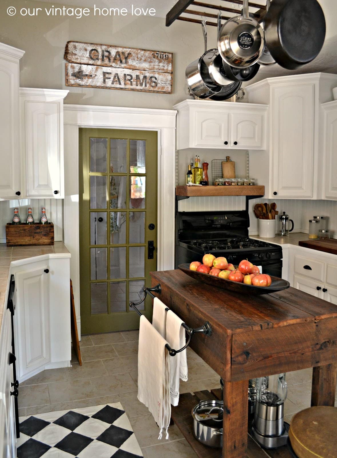 Charming Ideas For Decorating Rustic Easily