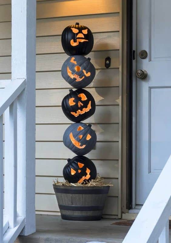 Simple Halloween Decor Ideas: Spook Up Your Space with Style