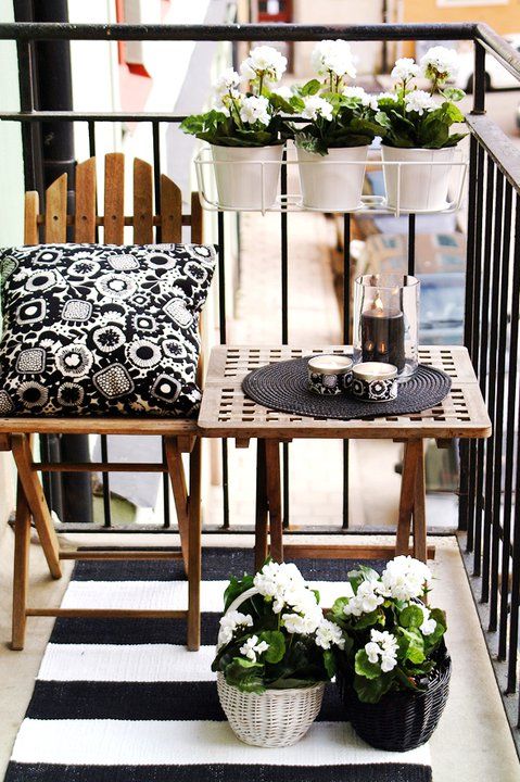 15+ Superb Small Balcony Designs