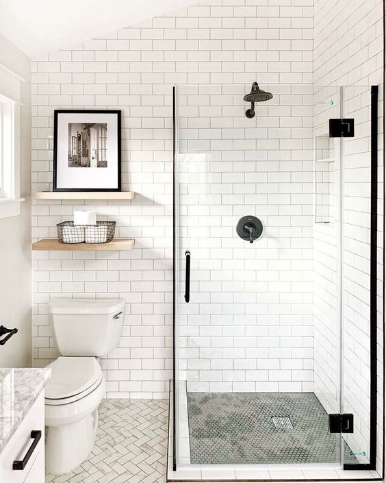 small bathrooms with showers 5