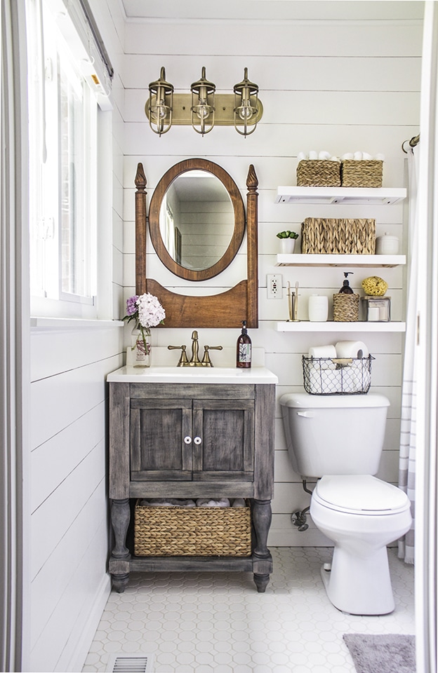 15+ Super Smart Storage Solutions For Small Bathrooms