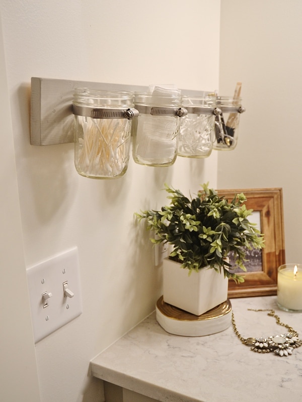 15+ Super Smart Storage Solutions For Small Bathrooms