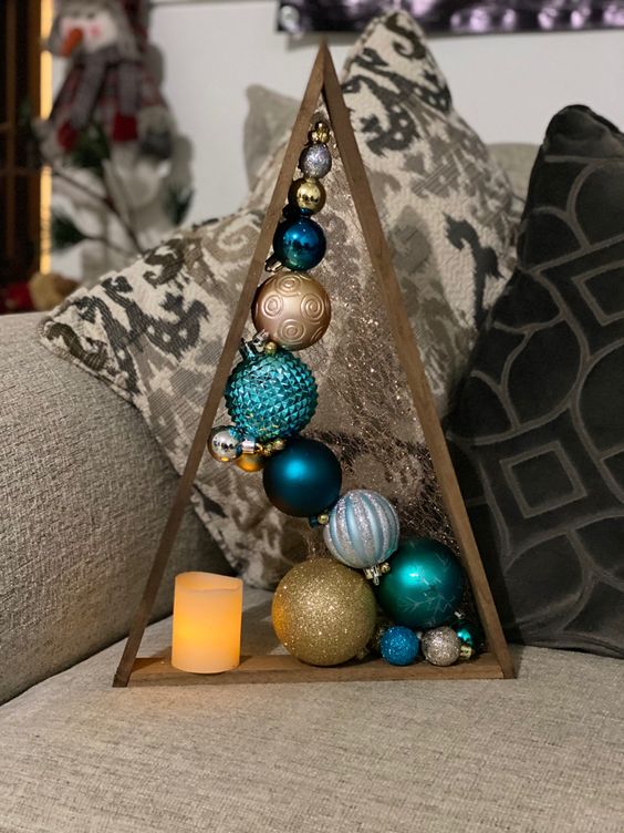 Triangular wooden Christmas tree with Christmas balls