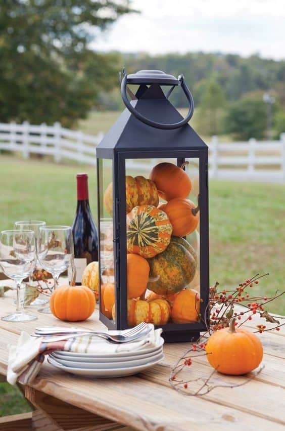 use pumpkins to decorate your home for fall 4