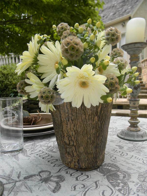 20+ Wonderful Decorative Vases Made From Tree Stump