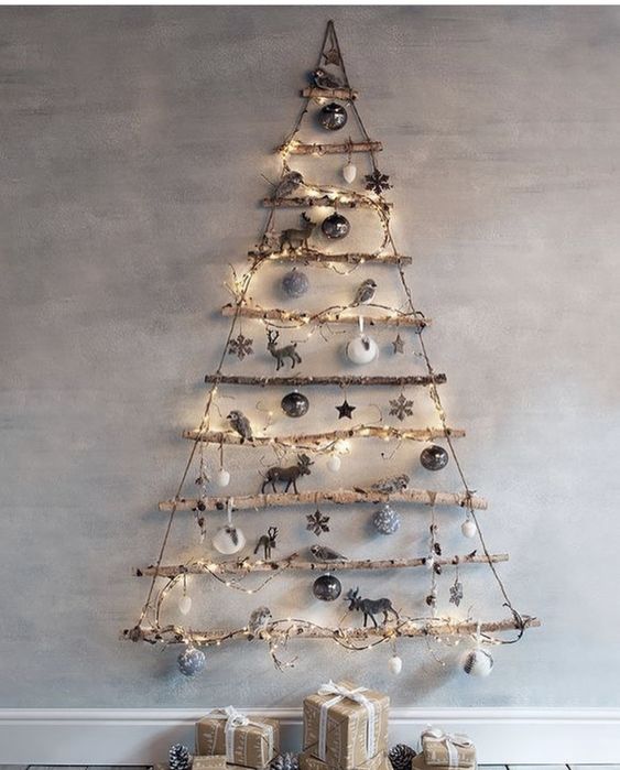 15+ Wall Christmas Tree Ideas: Creativity