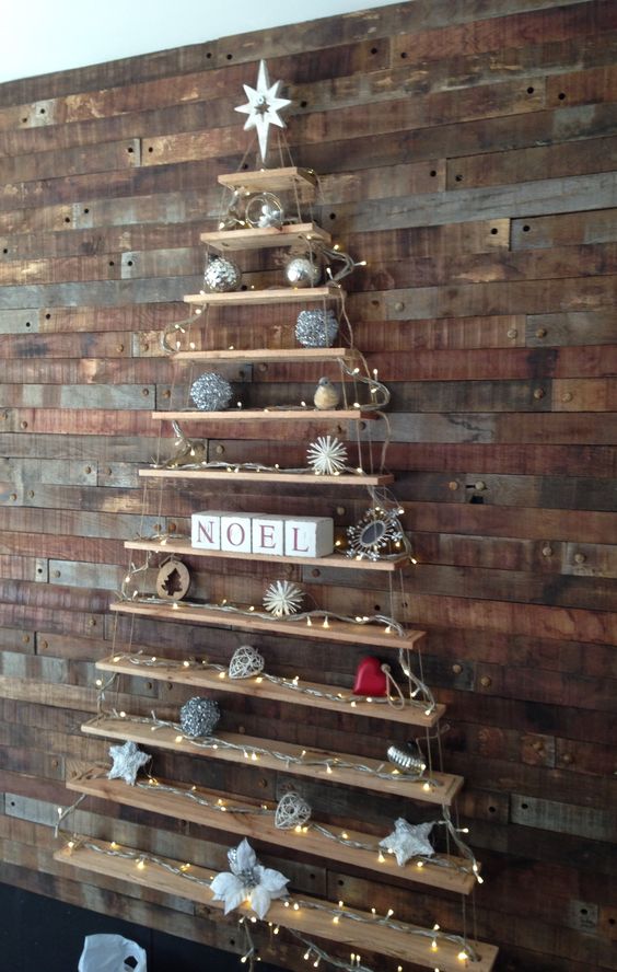 15+ Wall Christmas Tree Ideas: Creativity