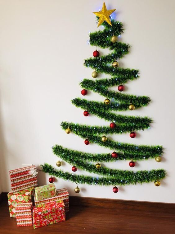 15+ Wall Christmas Tree Ideas: Creativity