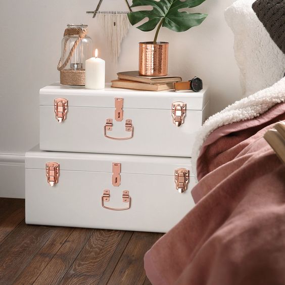 ways to decorate with trunks 3