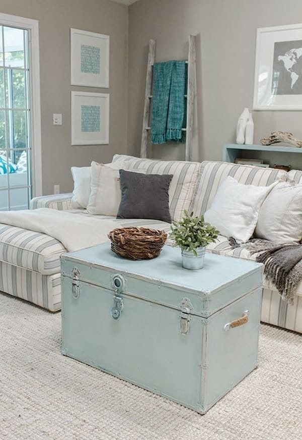 Amazing Ways to Decorate With Trunks