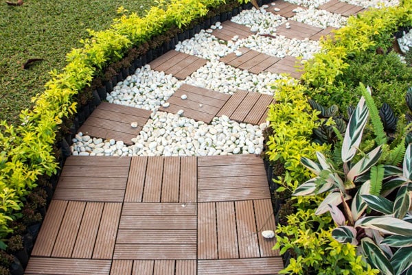 15+ Superb White Pebble Walkways