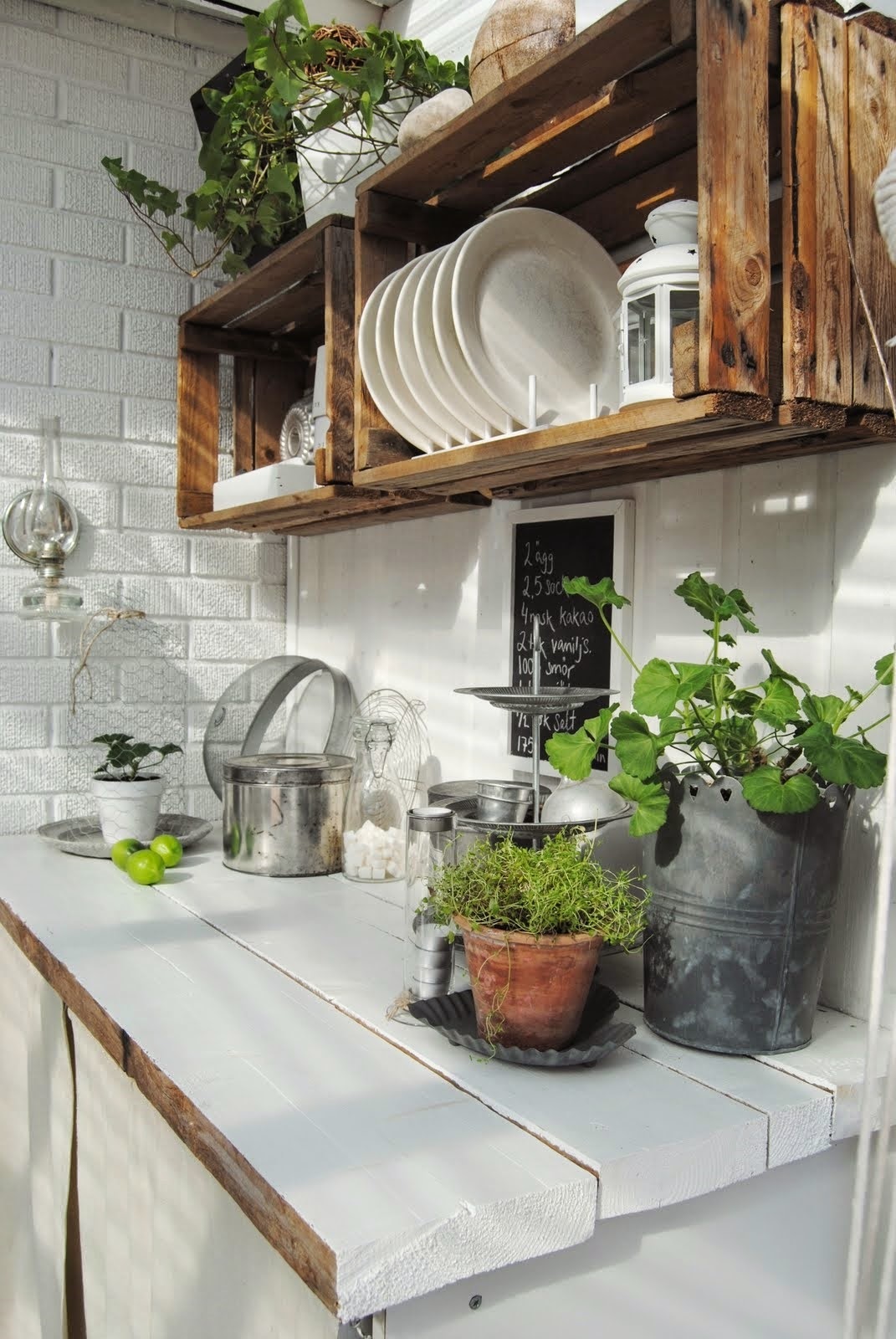 15+ Wooden Crates In Kitchen: A Brilliant Idea To Add Extra Storage Space