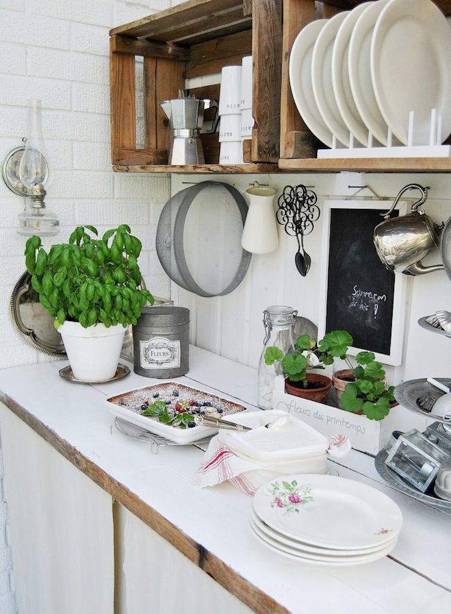 15+ Wooden Crates In Kitchen: A Brilliant Idea To Add Extra Storage Space