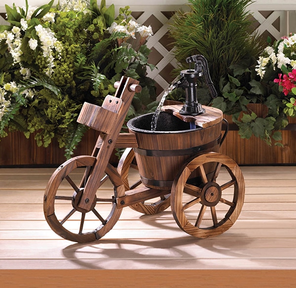 15+ Fantastic Wooden Garden Fountains