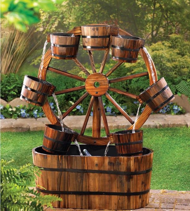 15+ Fantastic Wooden Garden Fountains