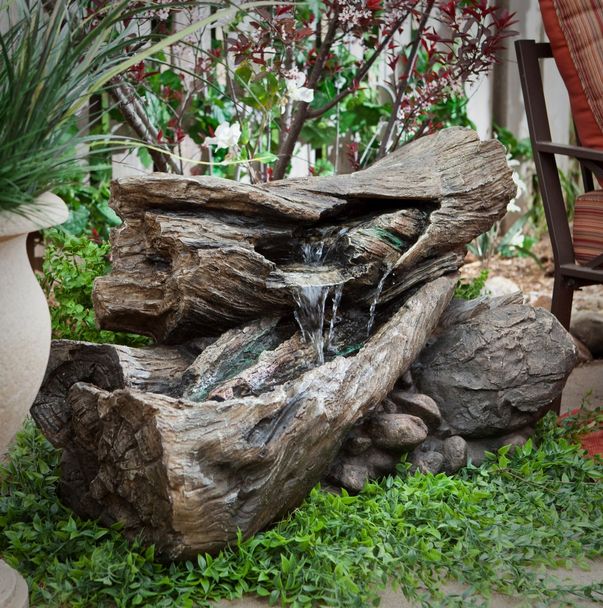 15+ Fantastic Wooden Garden Fountains