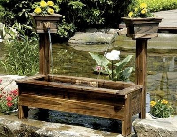 15+ Fantastic Wooden Garden Fountains