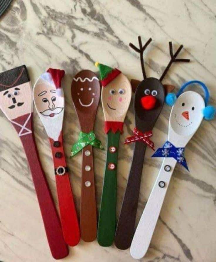 wooden spoons decorated for christmas 3